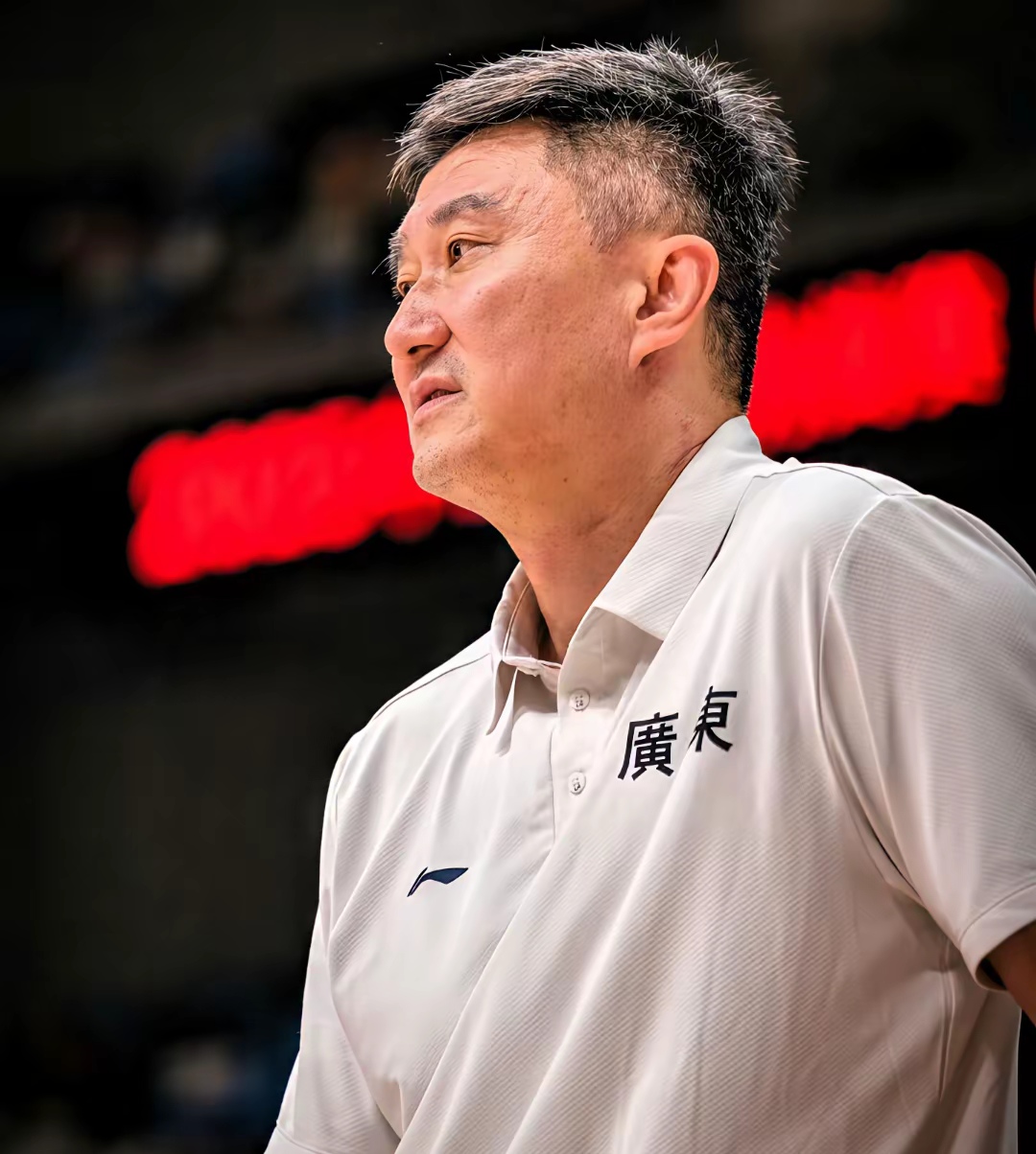 清晨广东宏远备战全明星赛，单刀错失细节曝光，压力陡增，医务组通报恢复的简单介绍