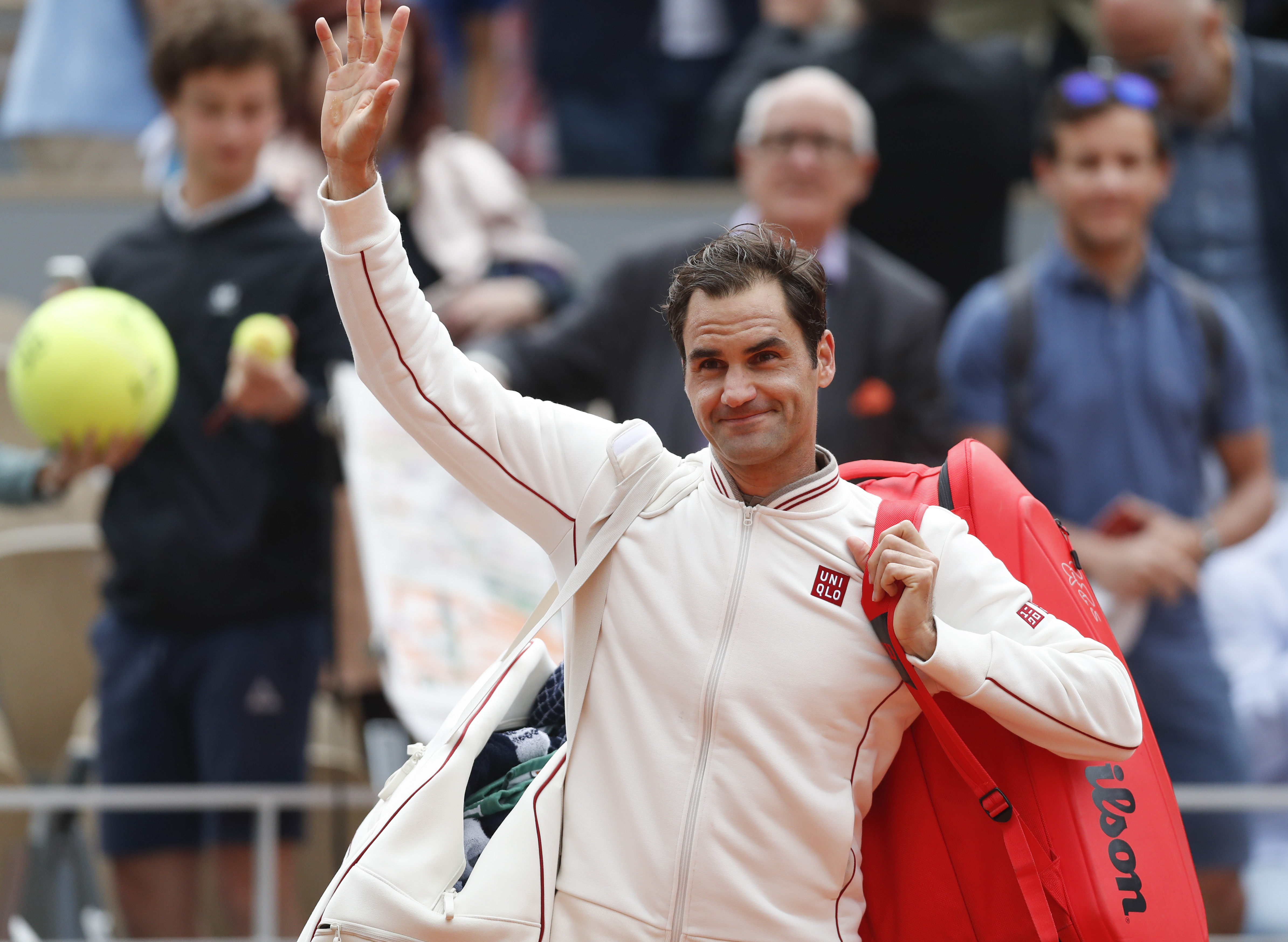 费德勒爆冷击败DWG，高光表现引爆全场！的简单介绍