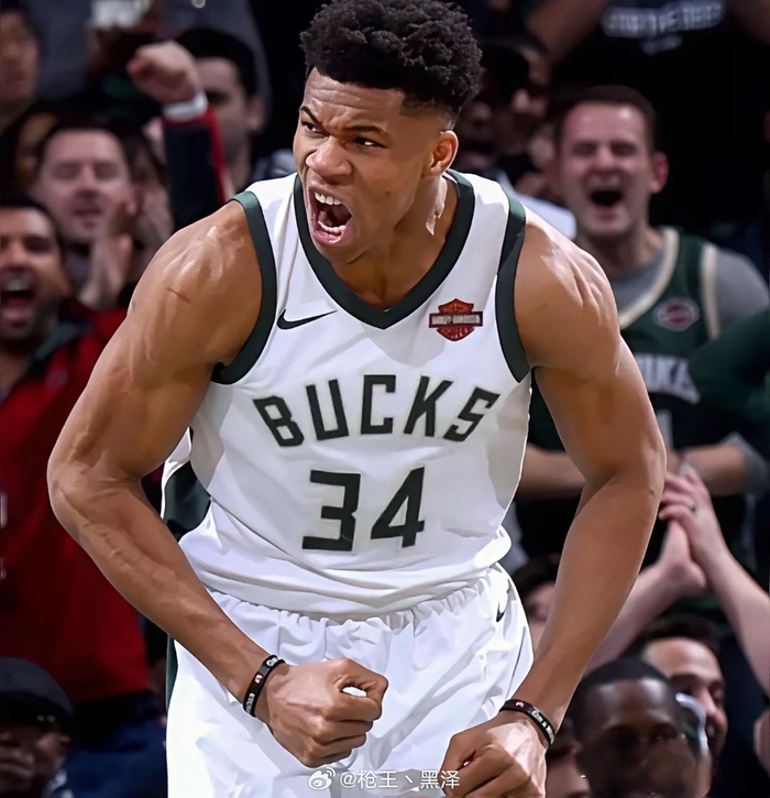 包含字母哥在湖人比赛中比分优势明显，绝杀引发热议！的词条